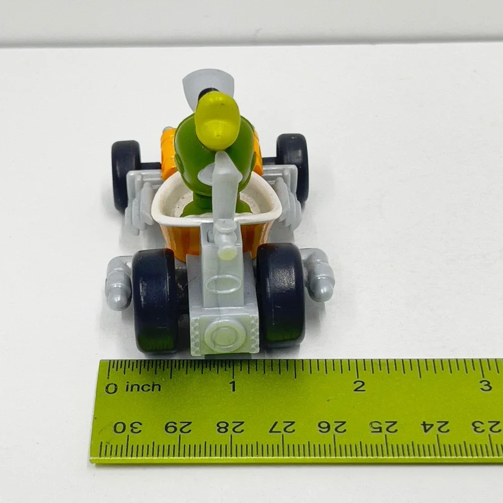 Disney Mattel Goofy Turbo Tubster Mickey Roadster Racers Diecast Car 2016 DTT53